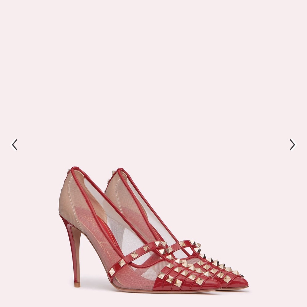Valentino Garavani Rockstud Alcove Pump